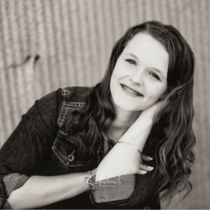 Meet your Posher, Karissa